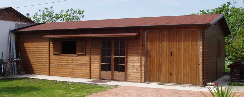 Garage in legno